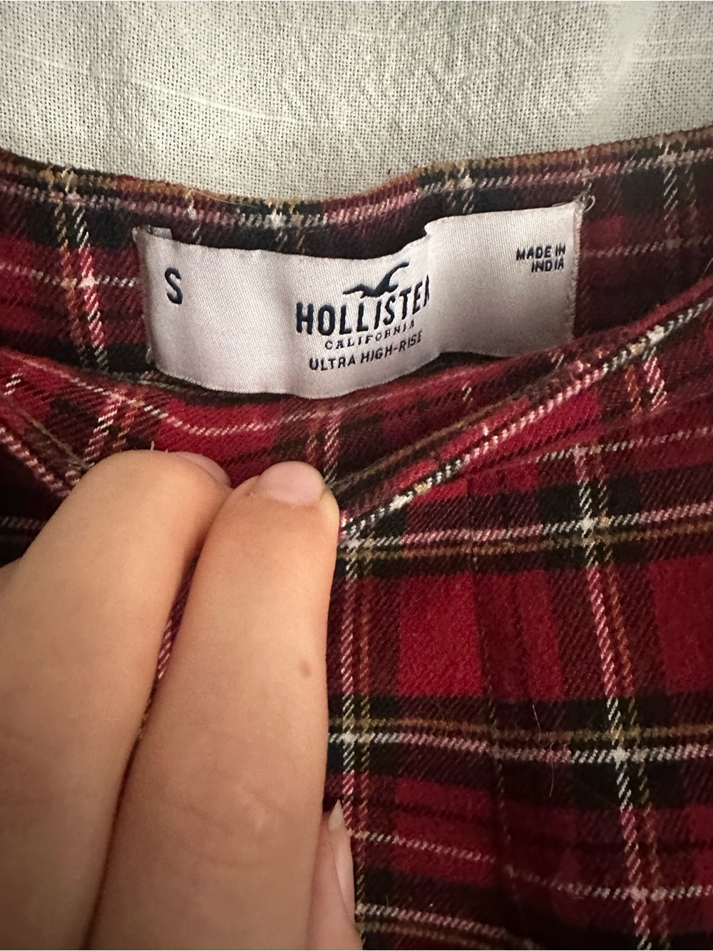 Hollister Red plaid Pleated Skater Skirt - Picture 2 of 3